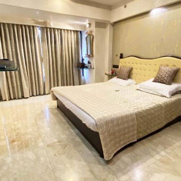 Bedroom, andheri west 2 Bedroom 700 Sq.Ft. Apartment In Andheri West Mumbai 9920478