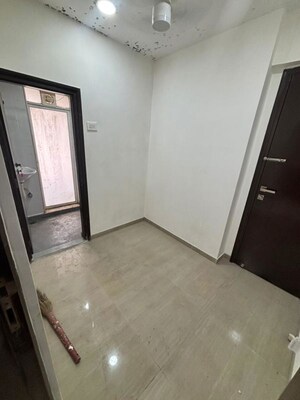 Room in 4 BHK Apartment at Jaycee Bhagtani Krishaang, Powai – for Rent
