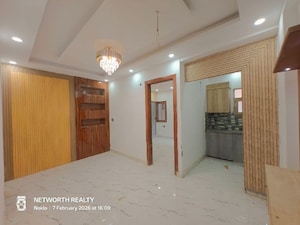 1 BHK Builder Floor For Sale in Sector 73