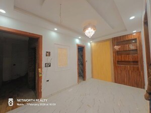 Living Room in 1 BHK Builder Floor at Sector 73 – for Sale