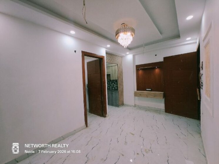 Living Room, sector 73 1 Bedroom 650 Sq.Ft. Builder Floor In Sector 73 Noida 9920495