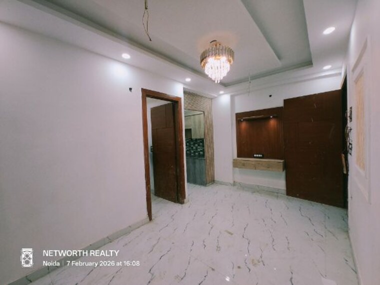 Living Room, sector 73 1 Bedroom 650 Sq.Ft. Builder Floor In Sector 73 Noida 9920495