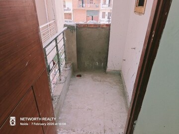 Balcony in 1 BHK Builder Floor at Sector 73 – for Sale