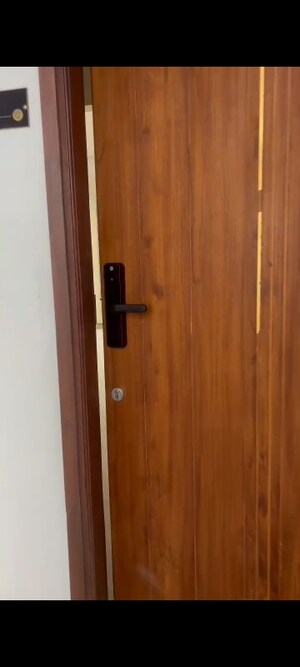 Furnished Amenities in 3.5 BHK Builder Floor at Malwa Escon Primera, International Airport Road – for Rent