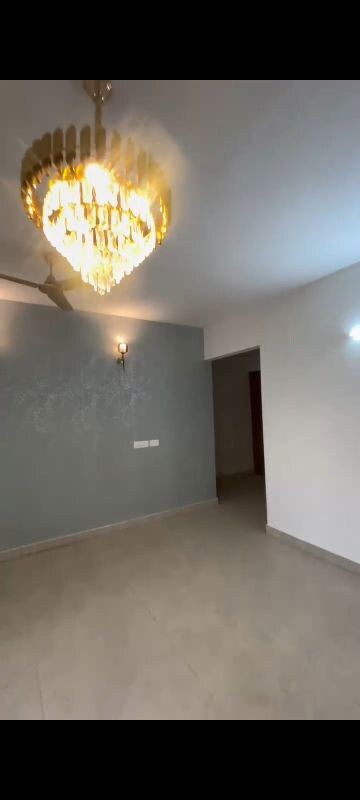 Room in 3.5 BHK Builder Floor at Malwa Escon Primera, International Airport Road – for Rent