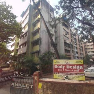 2 BHK Apartment For Sale in Silver Anklet Apartments, Yari Road