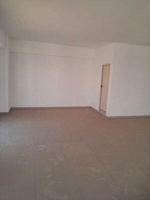 Room in  Office Space at Navrangpura – for Rent