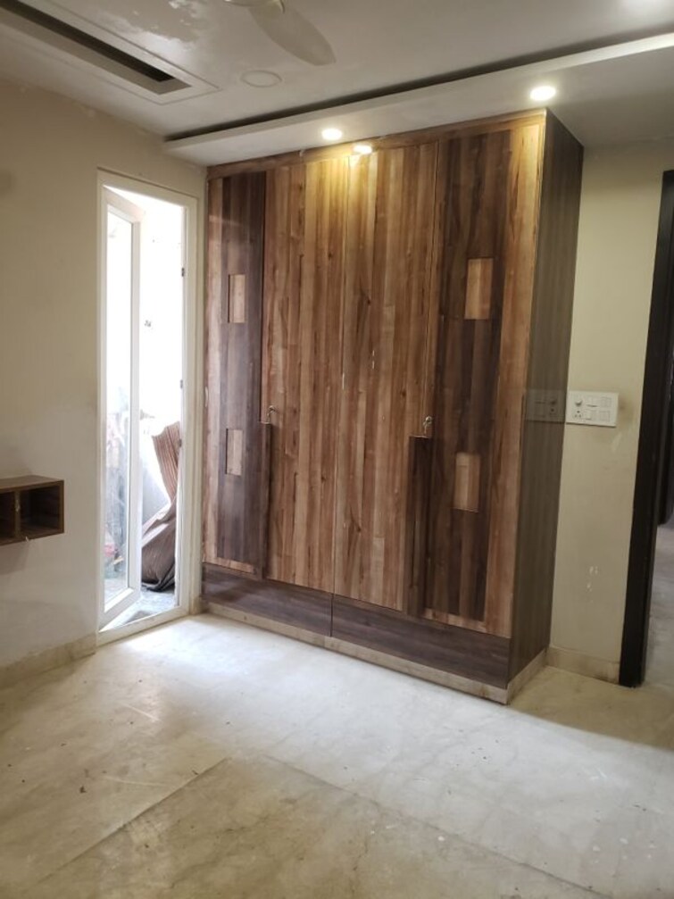 Cover Image, rajouri garden 2 Bedroom 950 Sq.Ft. Apartment In Rajouri Garden Delhi 9907174