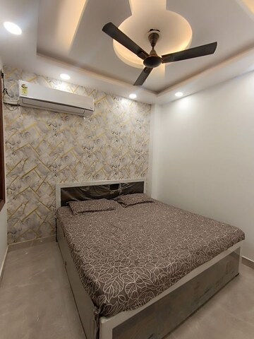 Bedroom in 1 BHK Builder Floor at Govindpuri – for Rent