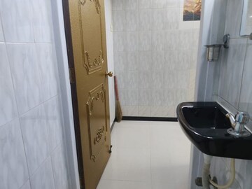 Bathroom in 1 RK Apartment at Silver Avenue, Santacruz East – for Rent