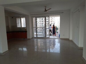 Room in 3 BHK Builder Floor at BPTP Parkland Pride, Sector 77 – for Rent