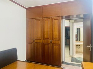 Room in 2 BHK Apartment at Hiranandani Gardens Eldora, Powai – for Rent