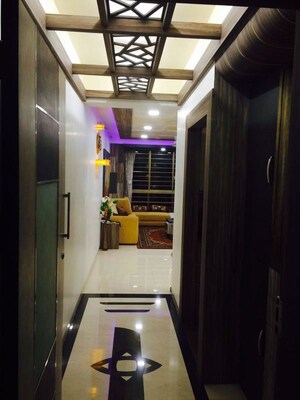 Building Lobby in 2.5 BHK Apartment at Oberoi Realty Woods, Goregaon East – for Rent