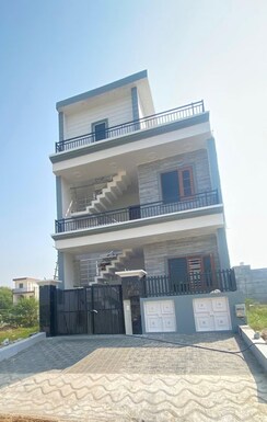 3 BHK Independent House For Sale in Aerocity