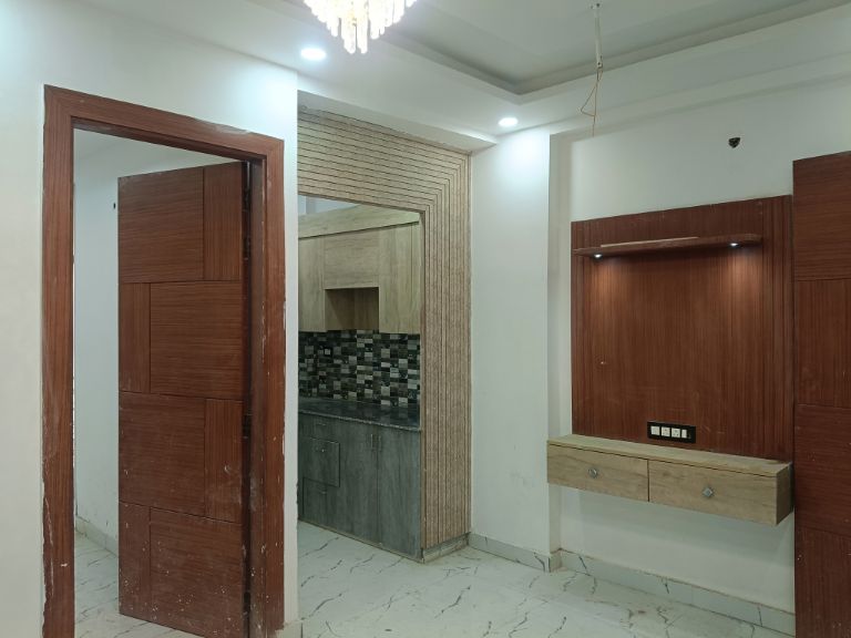 1 BHK Builder Floor For Sale in Sector 73