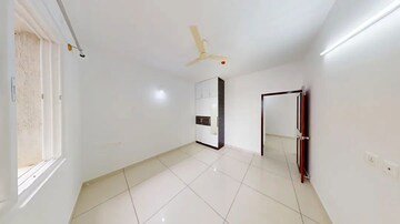 Room in 2 BHK Apartment at Prestige Lakeside Habitat, Varthur – for Sale