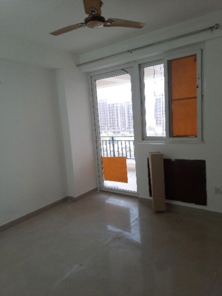 Room, bptp-parkland-pride 4 Bedroom 250 Sq.Yd. Builder Floor In Sector 77 Faridabad 9920604