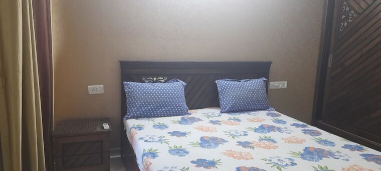 Bedroom, hiranandani-estate 1 Bedroom 490 Sq.Ft. Apartment In Ghodbunder Road Thane 9920659