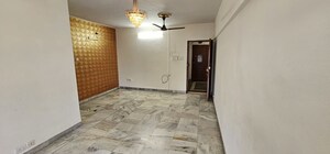 Room in 2 BHK Apartment at Thane West – for Rent