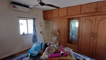 Bedroom in  Independent House at Wadegaon – for Rent