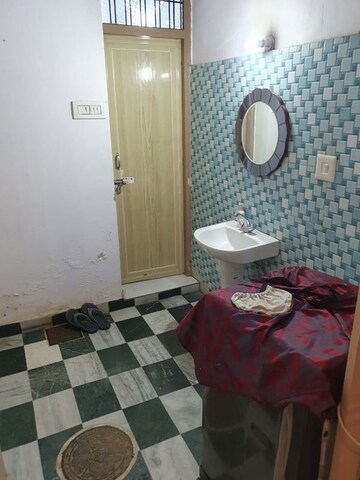 Bathroom in 2 BHK Independent House at Faizabad Road – for Rent