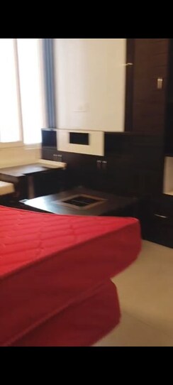 1 BHK + Servant Room Apartment For Rent in Shree Vardhman Green Court