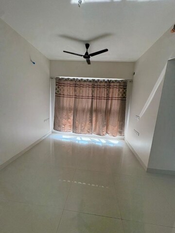 Furnished Amenities in 2 BHK Apartment at Sheth Avante, Kanjurmarg West – for Rent