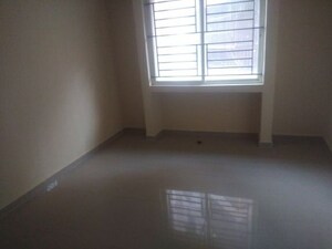 Room in 2 BHK Apartment at Fasttrack Heavens Life, Katara Hills – for Sale