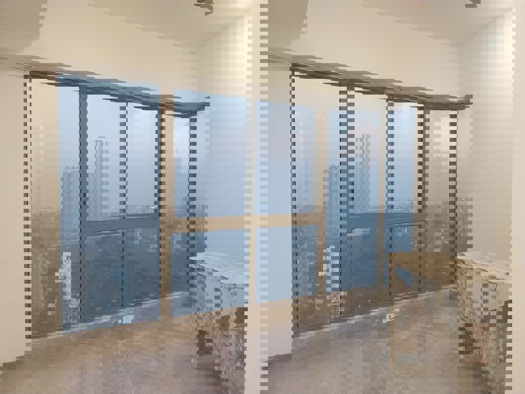 3 BHK + Extra Room Apartment For Sale in Byculla