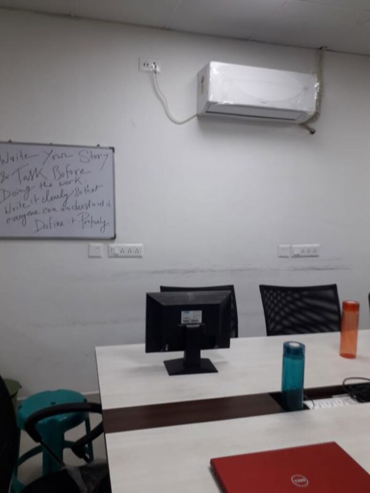 Team Area, bharti-astra-towers Commercial Office Space 740 Sq.Ft. In New Town Kolkata 9920741