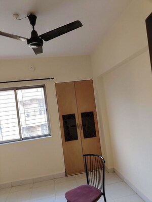 Room in 2 BHK Apartment at Lodha Splendora, Ghodbunder Road – for Sale