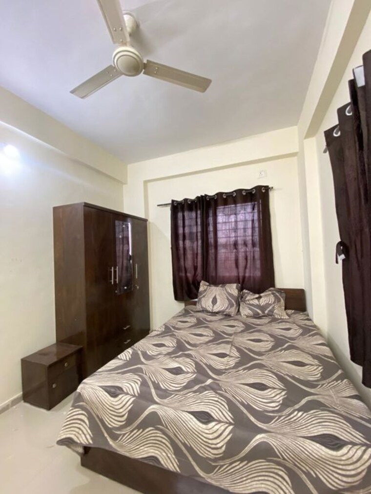 Bedroom, kalyani nagar 1 Bedroom 585 Sq.Ft. Apartment In Kalyani Nagar Pune 9920726