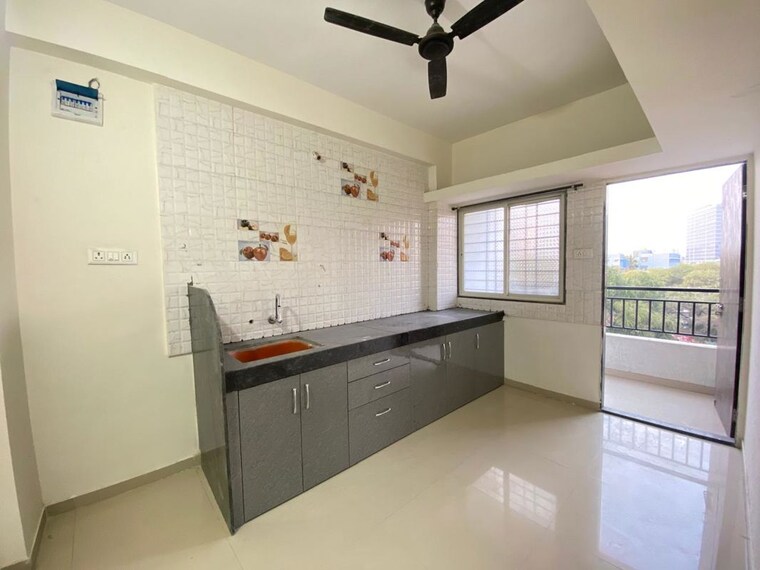 Kitchen, kalyani nagar 1 Bedroom 585 Sq.Ft. Apartment In Kalyani Nagar Pune 9920726