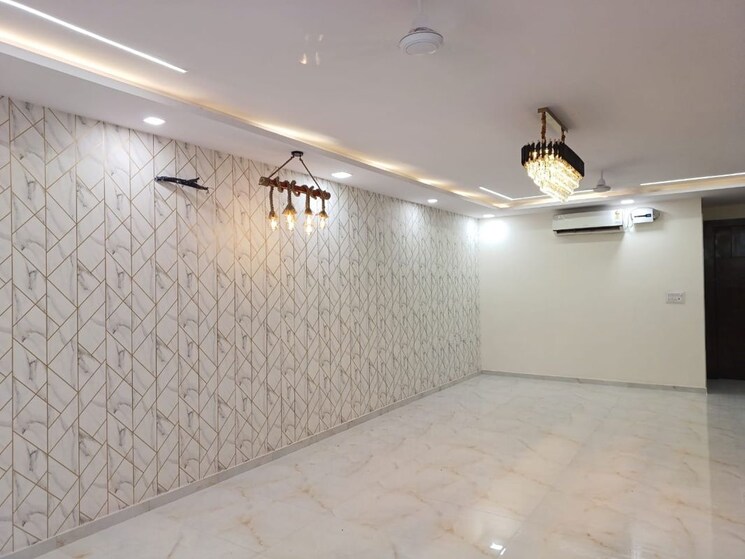 Bathroom, puri-kohinoor 3 Bedroom 140 Sq.Ft. Builder Floor In Sector 89 Faridabad 9920714