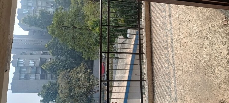 Balcony, patparganj 3 Bedroom 1650 Sq.Ft. Apartment In Patparganj Delhi 9920759