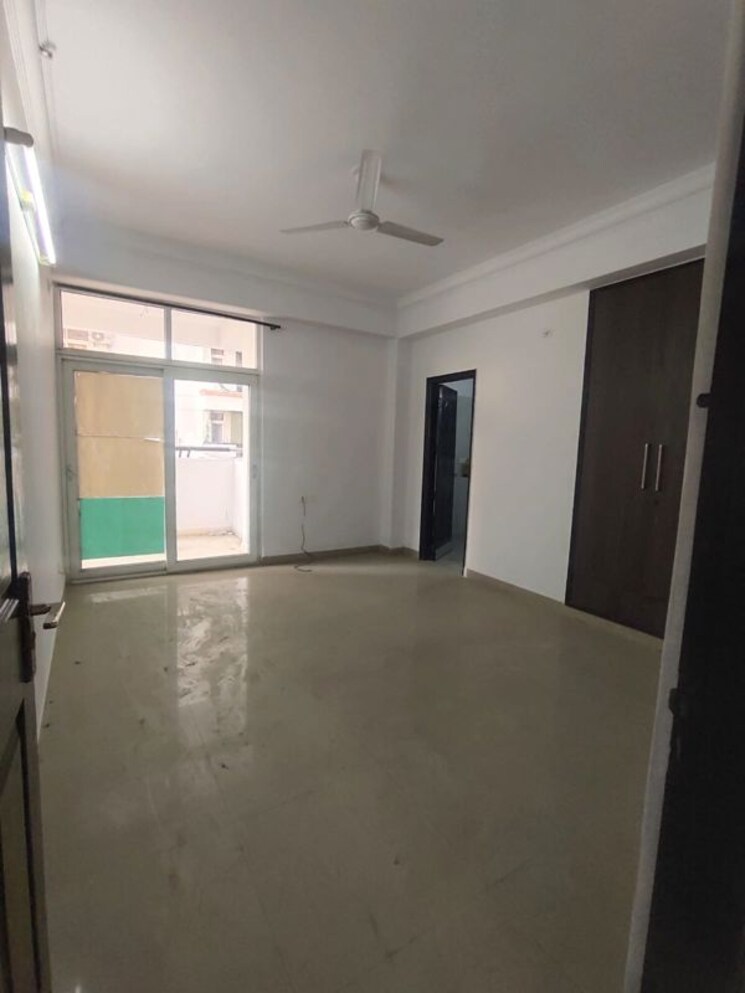 Bedroom, ramprastha-pearl-court 3 Bedroom 1900 Sq.Ft. Apartment In Vaishali Sector 7 Ghaziabad 9920764