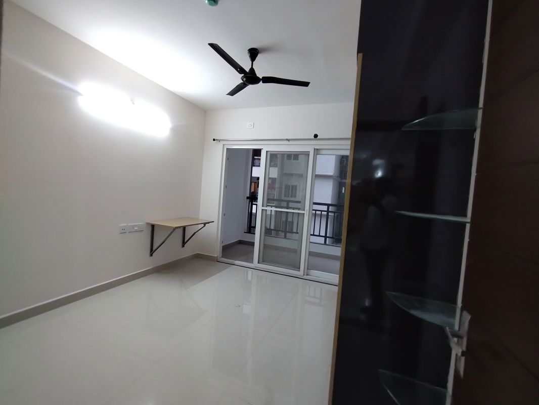3 BHK + Pooja Room 2370 Sq.Ft. Apartment in Aparna Sarovar