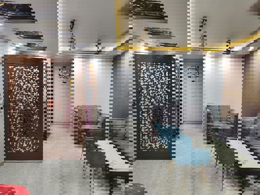 3 BHK Builder Floor For Sale in Sushant Lok III