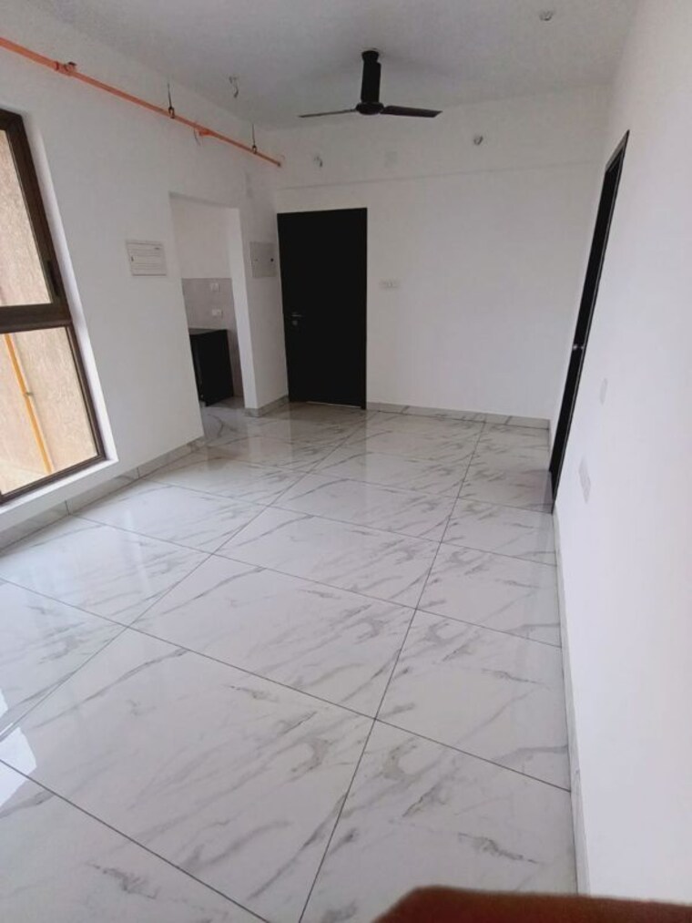 Room, raymond-ten-x-habitat 1 Bedroom 418 Sq.Ft. Apartment In Pokhran Road No Two Thane 9920788