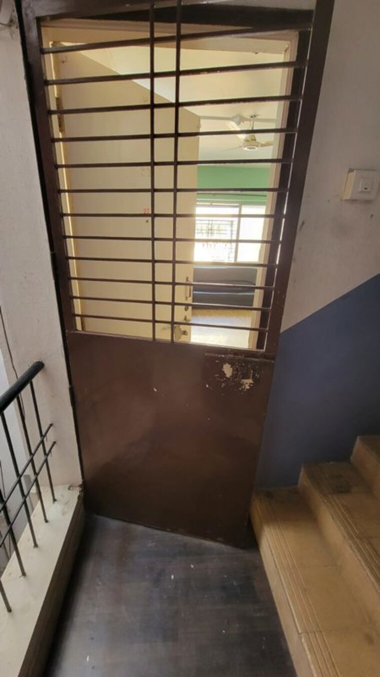 Room, kothrud 1 Bedroom 550 Sq.Ft. Apartment In Kothrud Pune 9920811