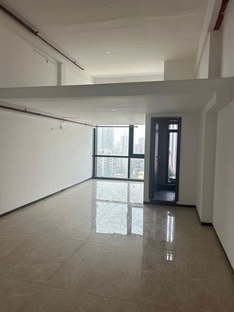 Room, chandra-arc-one Commercial Office Space 610 Sq.Ft. In Andheri West Mumbai 9920803
