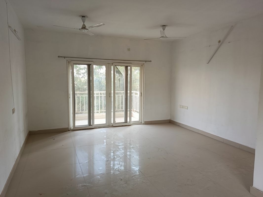 4 BHK + Servant Room Apartment For Sale in Godrej Garden City