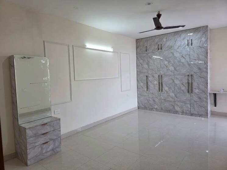 Bedroom, sector 19b dwarka 3 Bedroom 1800 Sq.Ft. Apartment In Sector 19b Dwarka Delhi 9919952