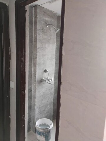 Building Lobby in 3 BHK Apartment at Amrapali Dream Valley, Tech Zone 4 Greater Noida – for Rent