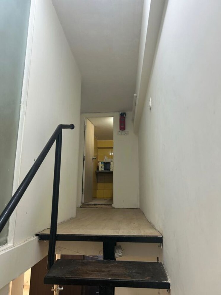 undefined, oberoi-chambers Commercial Office Space 750 Sq.Ft. In Andheri West Mumbai 9920822