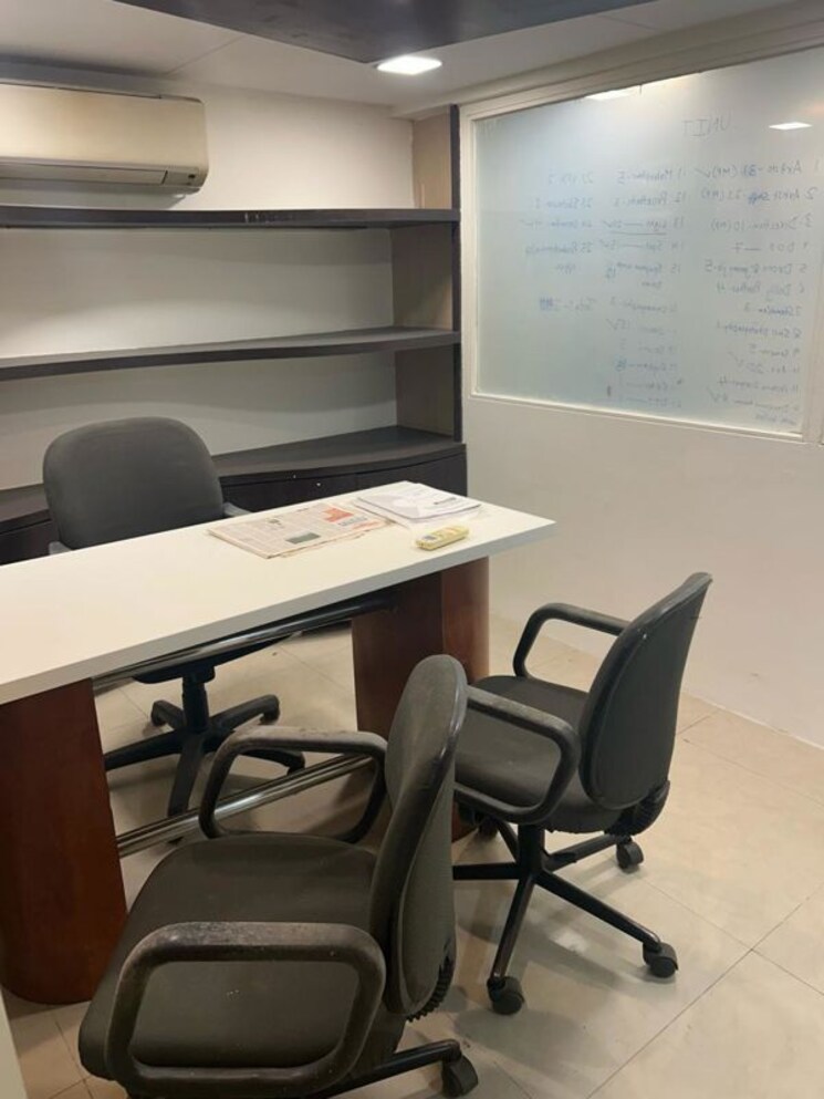 Team Area, oberoi-chambers Commercial Office Space 750 Sq.Ft. In Andheri West Mumbai 9920822