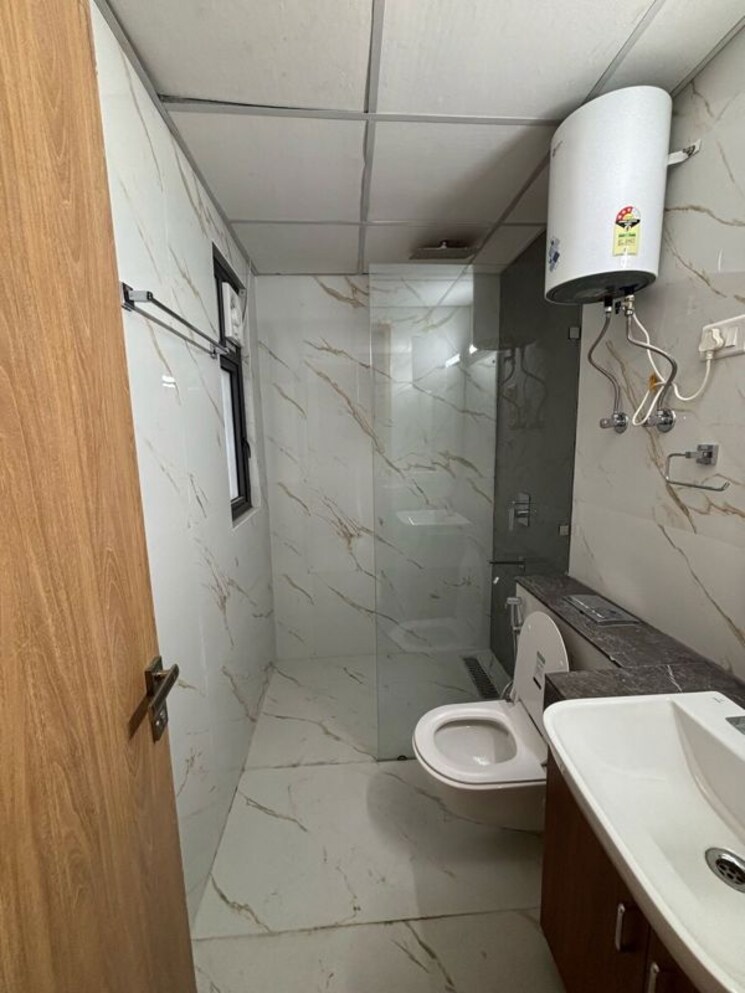 Bathroom, signature-global-prime 2 Bedroom 560 Sq.Ft. Apartment In Sector 63a Gurgaon 9920835