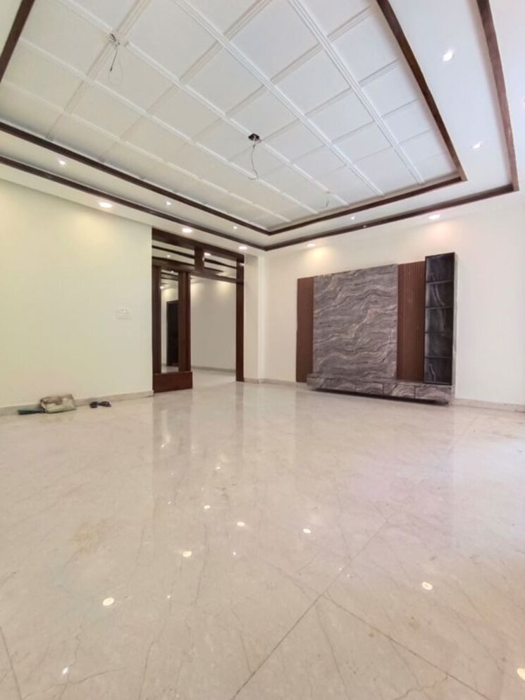 Room, puri-kohinoor 3 Bedroom 151 Sq.Ft. Builder Floor In Sector 89 Faridabad 9920820