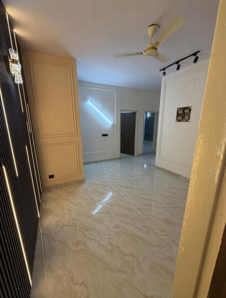 Room, empire-floors 2 Bedroom 263 Sq.Ft. Builder Floor In Sector 57 Gurgaon 9920840