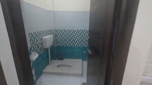 Bathroom in 3 BHK Villa at Gomti Nagar – for Rent